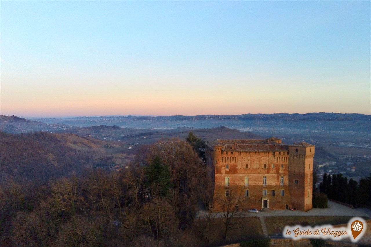 Foto castello Monticello d'Alba